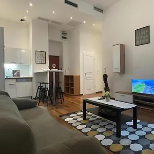 Apartman Downtown Family, Budapest